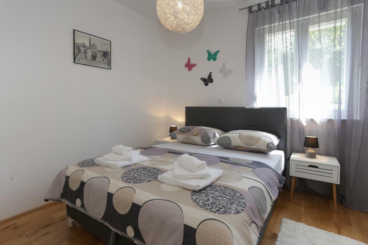 Life - New And Luxury Holiday House Kaštela Extérieur photo