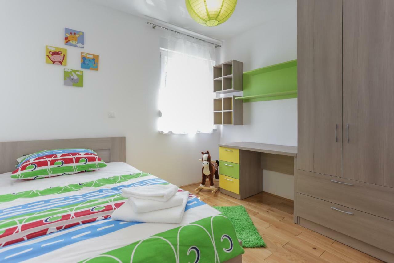 Life - New And Luxury Holiday House Kaštela Extérieur photo