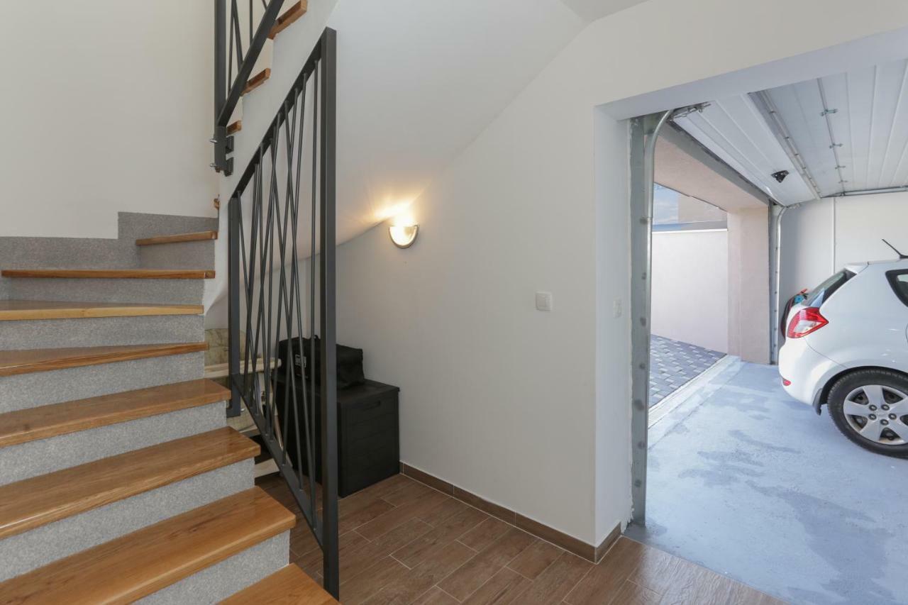 Life - New And Luxury Holiday House Kaštela Extérieur photo